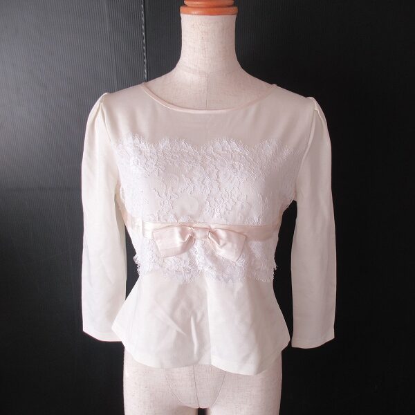 レールとリボンが美しい！ルネのカットソーを買取しました