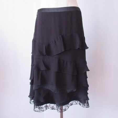 ユキトリイのスカートを出張買取ご利用のお客様より買取しました