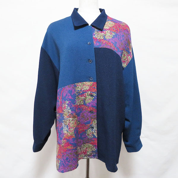 サンネンザカのブラウスを買取しました！はっきりとした雰囲気が素敵