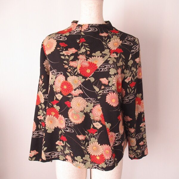 黒と花柄で落ち着きある女性に！詩仙堂のカットソーを買取しました