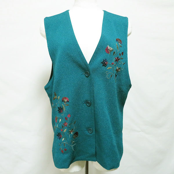 青緑が綺麗な三年坂のジレを買取しました!