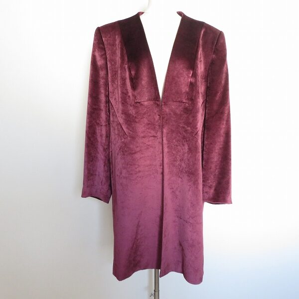 息を呑む綺麗めボルドー!ジバンシィのコートを出張買取ご利用のお客様より買取しました