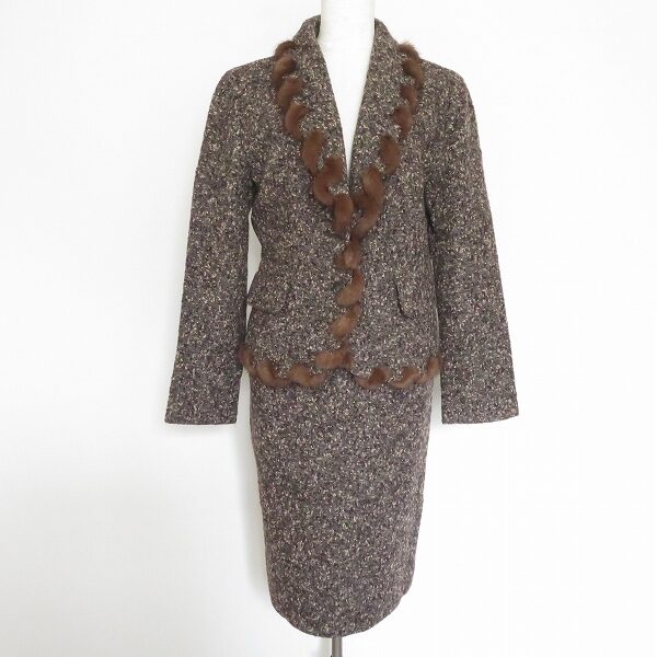 ツイードとミンクの上質さが出た ウンガロのスカートスーツを買取しました