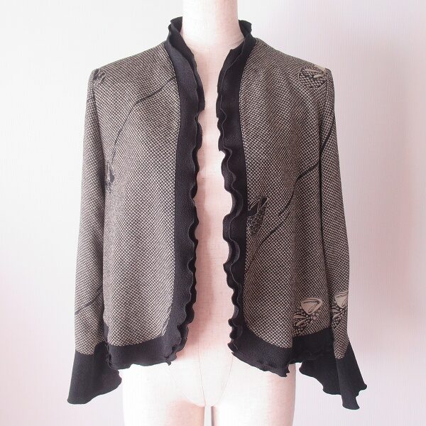 詩仙堂のカーディガンを買取しました！さらりと羽織るのにも使いやすい