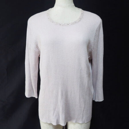 レリアンのニットを買取しました！ビーズとラメが美しく輝く