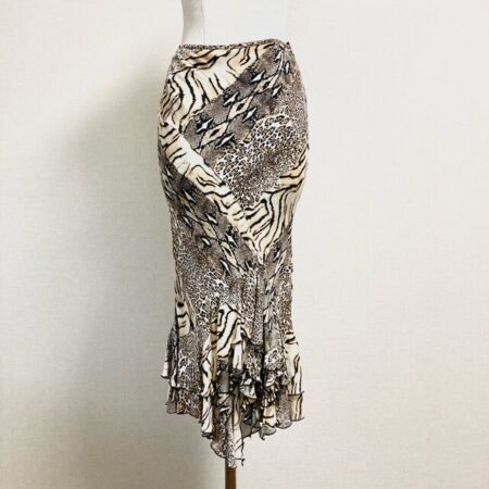 上級マダムになれる 伊太利屋のスカートを買取しました