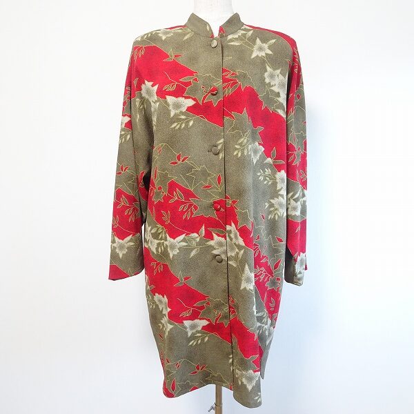 寒い時こそ攻めたカラーで！詩仙堂のコートを買取しました