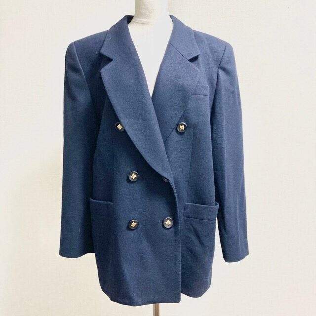 スマートにも決まる！レリアンのジャケットを買取しました