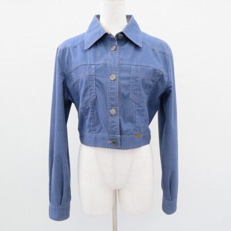 シャネルのジャケットを買取しました！ショート丈でおしゃれさアップ