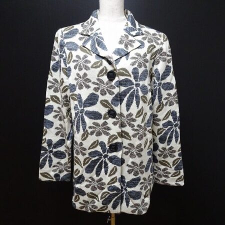 落ち着きと鮮やかさを同時にゲット！斉藤都世子のジャケットを買取しました