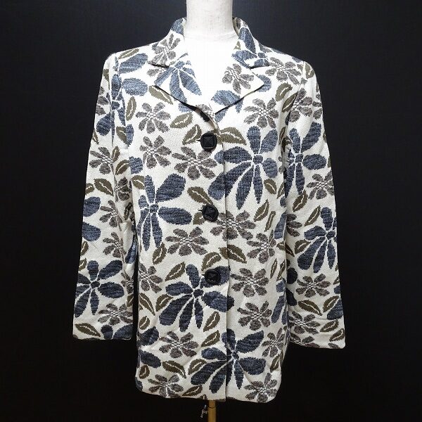 落ち着きと鮮やかさを同時にゲット!斉藤都世子のジャケットを買取しました