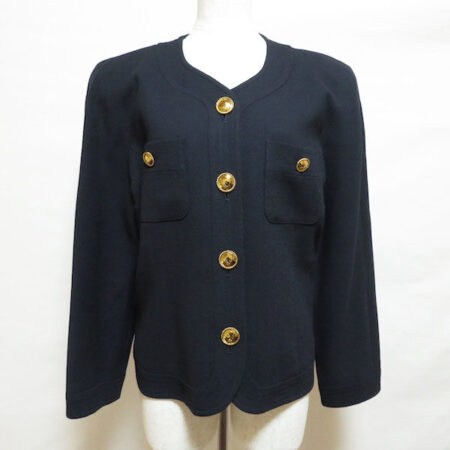 レリアンのジャケットを買取しました！紺と金ボタンの組み合わせがいい