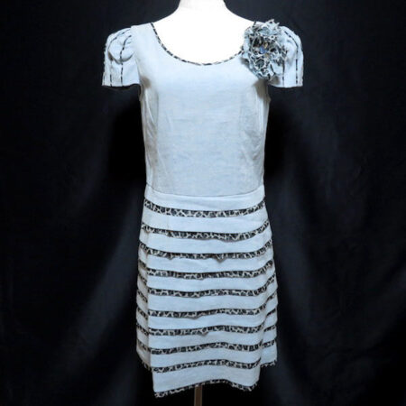 品のいい水色が綺麗な伊太利屋のワンピースを買取しました