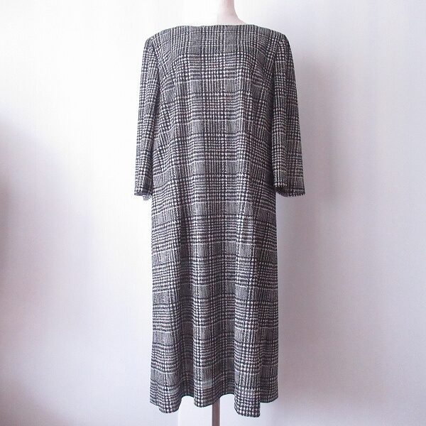 レリアンのワンピースを買取しました!千鳥柄で上品に