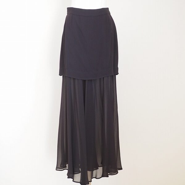 フェンディのスカートを出張買取ご利用のお客様より買取しました