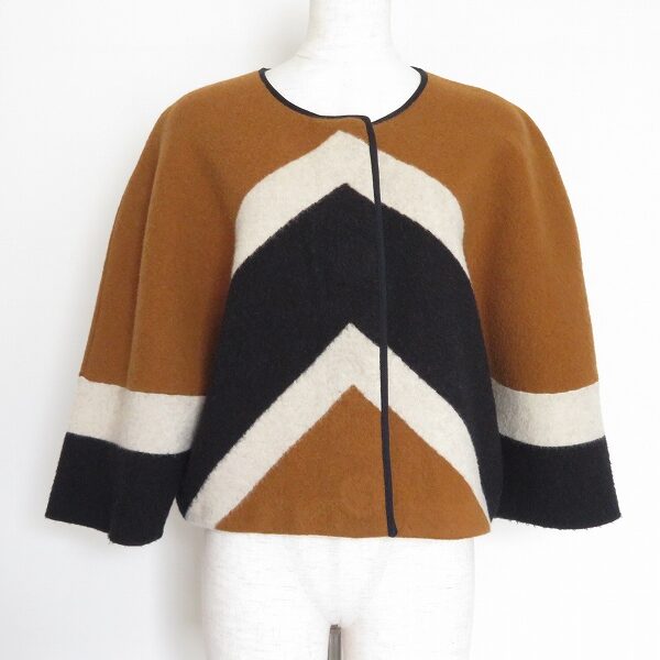 バーバリーのジャケットを買取しました！キャメルと黒のバランスがいい