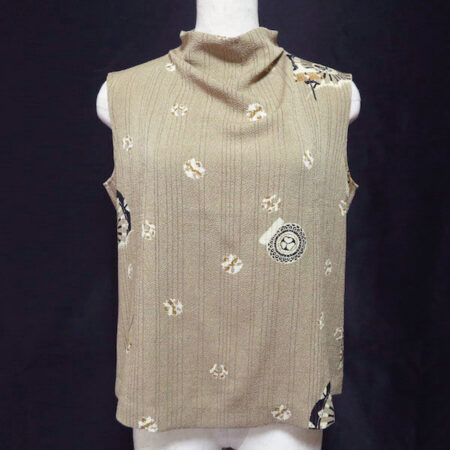 ハイネックで首回りも温かい 詩仙堂のカットソーを買取しました