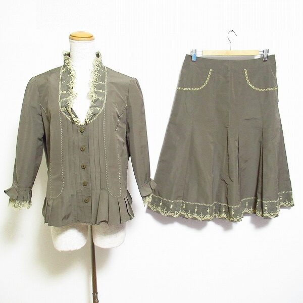 インポートロッサのスカートスーツを出張買取しました