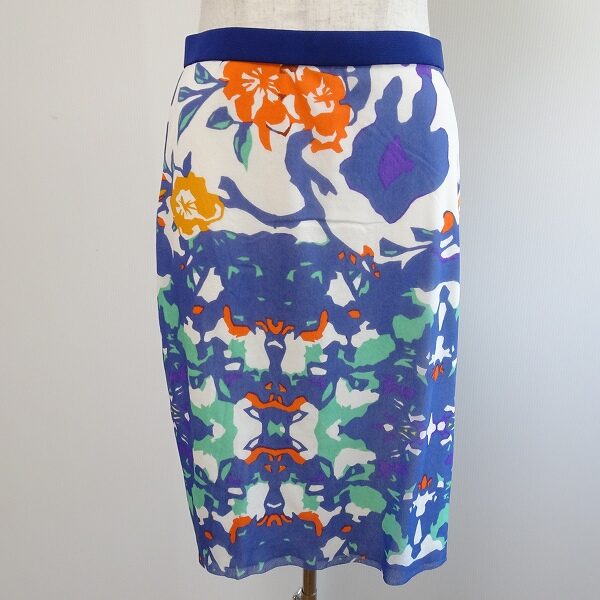 ヴィヴィアンタムのスカートを買取しました！柄のパワーに圧倒