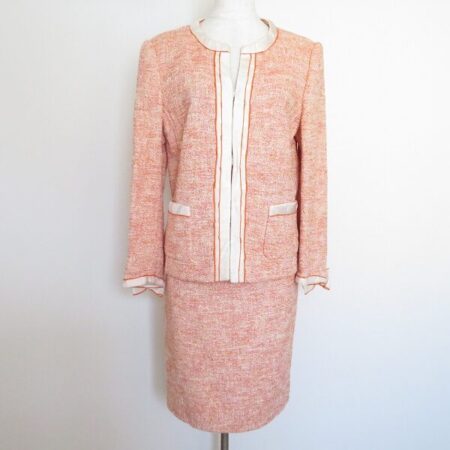 レナランゲのスカートスーツを買取しました！輝かしいオレンジに魅了