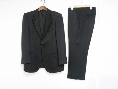 エンポリオアルマーニのシングルスーツを買取しました