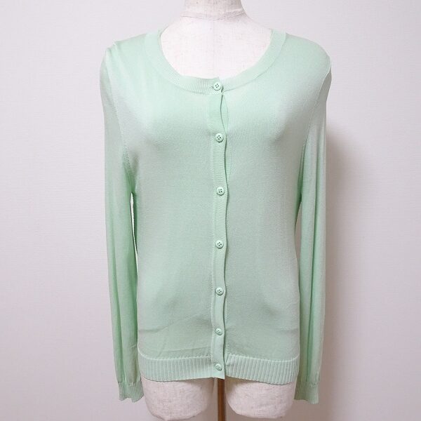 綺麗なグリーンにうっとり ヴィヴィアンタムのアンサンブルを買取しました