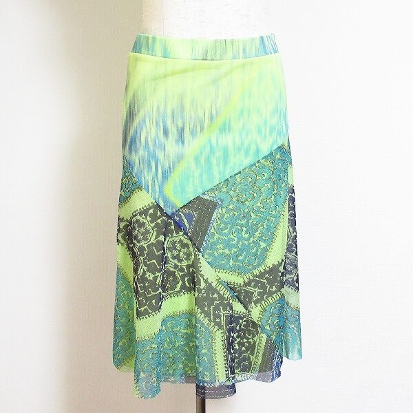 ヴィヴィアンタムのスカートを出張買取ご利用のお客様より買取しました