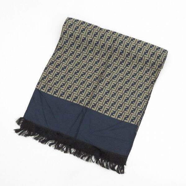 フェンディのスカーフを出張買取ご利用のお客様より買取しました