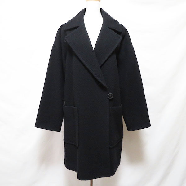 シャープさと綺麗さのバランスが吉｜ヒロコビスのコートを買取しました