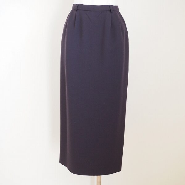 家族でまとめて依頼を！レリアンのスカートを買取いたしました