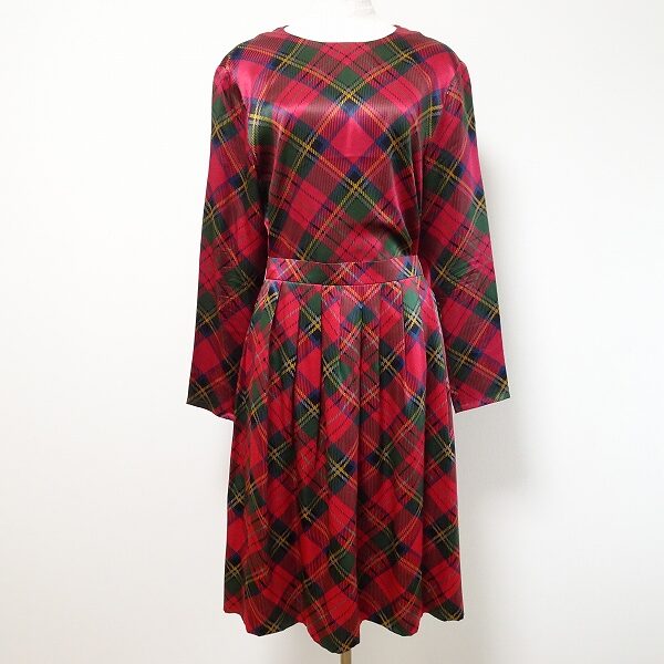 イヴサンローラン｜セットアップを買取しました！キラキラのチェックが可愛い