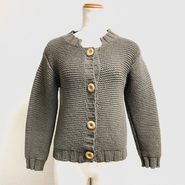 クロエのカーディガンを買取しました！ニットのカジュアル感が可愛い