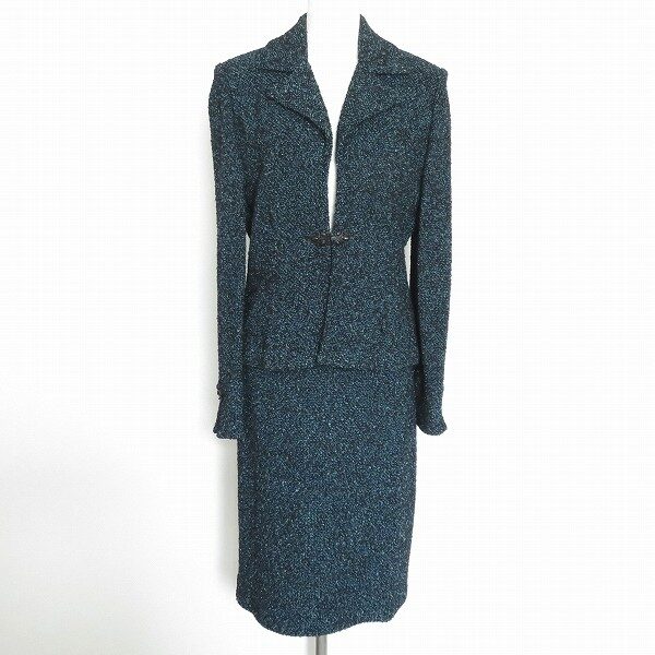 セントジョンのスカートスーツを買取しました！