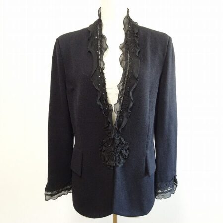 レース具合も綺麗なセントジョンのジャケットを買取しました