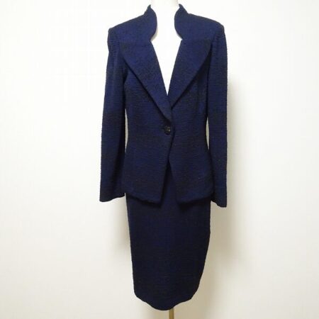 紺×黒×ラメのバランスがいい セントジョンのスカートスーツを買取しました