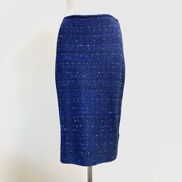 ほどよいキラキラ具合が綺麗 セントジョンのスカートを買取しました