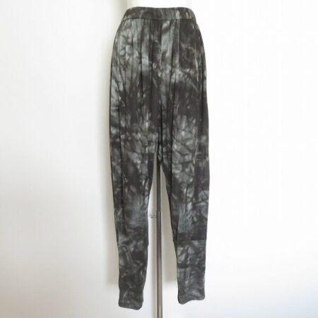 スタイリッシュさも抜群 慈雨センソユニコのパンツを買取しました