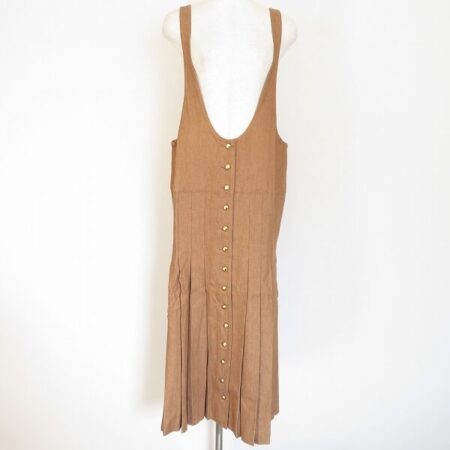 スリムさ狙うなら｜インゲボルグのスカートを買取しました