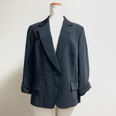 ローズティアラのジャケットを買取しました！クールな雰囲気