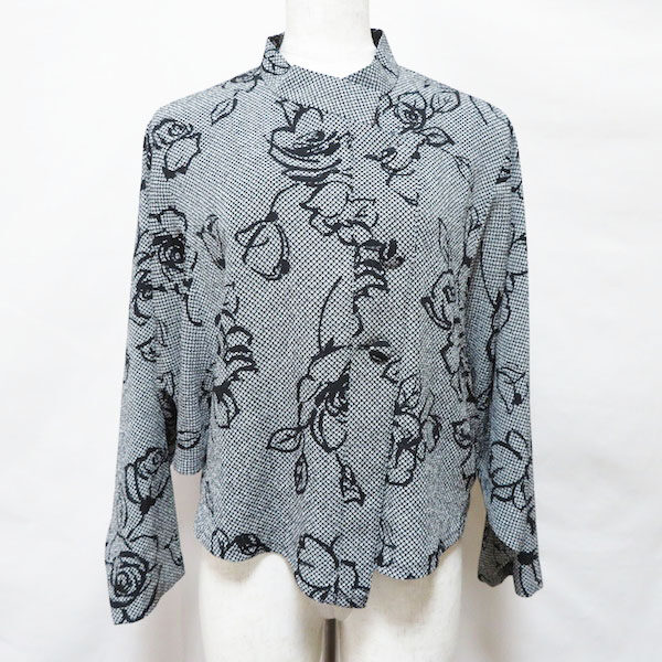 詩仙堂のブラウスを買取しました！ぼやけた薔薇柄で程よいシャープ感