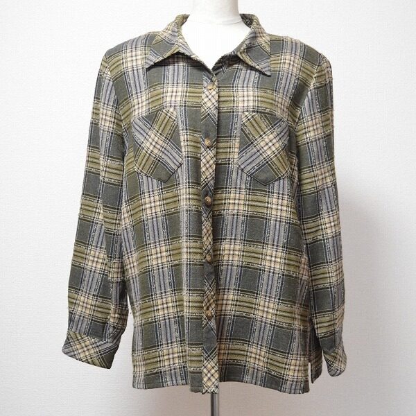 レリアンのシャツを出張買取ご利用のお客様より買取しました