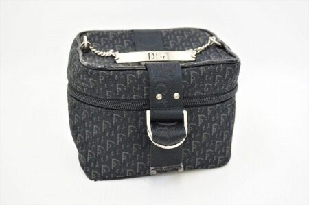 お化粧ポーチにも！クリスチャンディオールのバニティバッグを買取しました
