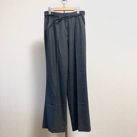 ベルト付きが嬉しい レリアンのパンツを買取しました！