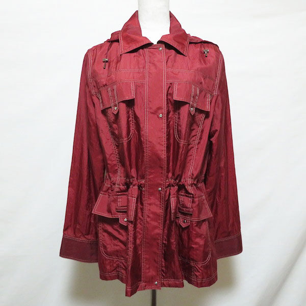 レリアンのフード付きジャケットを出張買取しました