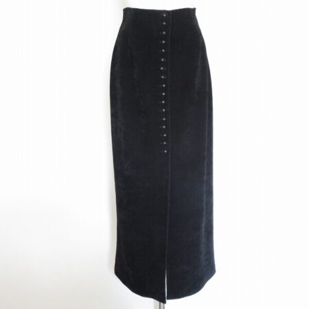 丁寧で適正な査定が売りの当店です！伊太利屋のスカートを買取いたしました