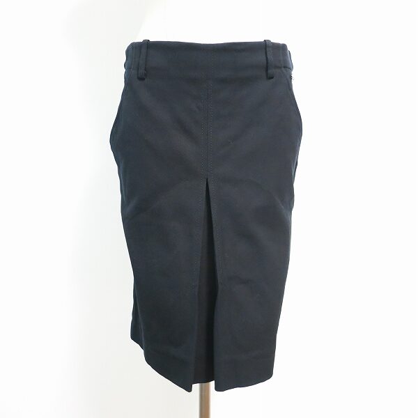 セリーヌのスカートを買取しました｜絶妙なタイト具合にきゅん！