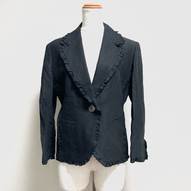 麻×フリルの優しい組み合わせ ヨシエイナバのジャケットを買取しました