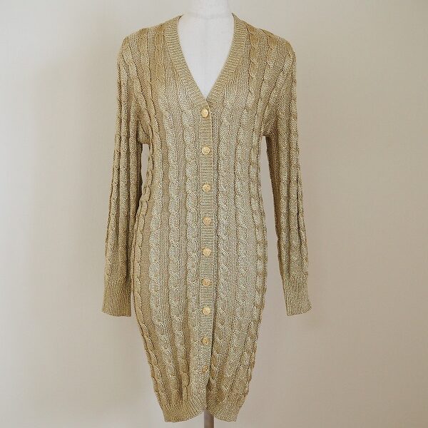 ボディラインも綺麗に！ヨシエイナバのカーディガンを買取しました