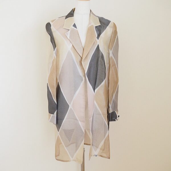 ギンザマギーのジャケットを買取しました！光沢とラメがゴージャス