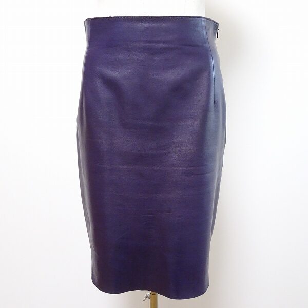 アクリスのラムレザースカートを出張買取ご利用のお客様より買取しました